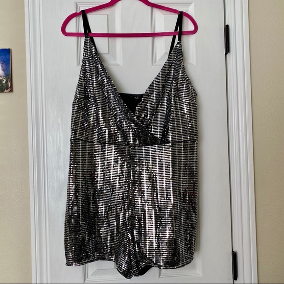 Sparkly Romper - Picture 1 of 4